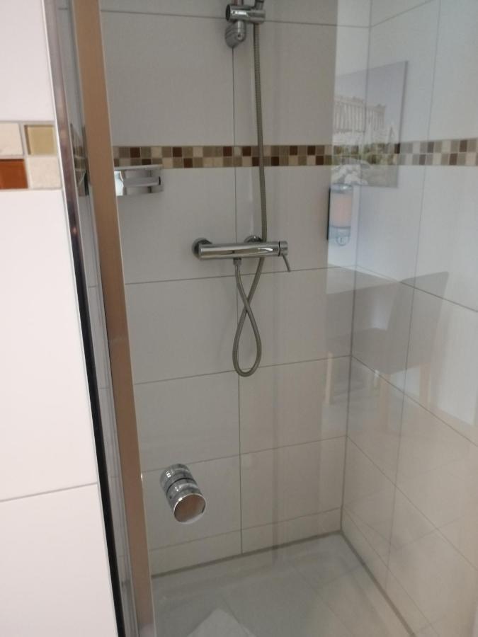 Hotel-Restaurant Zum Baeumle Süßen Екстериор снимка
