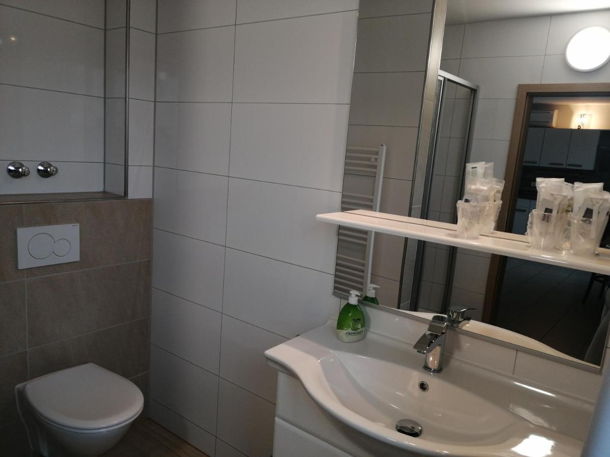 Hotel-Restaurant Zum Baeumle Süßen Екстериор снимка