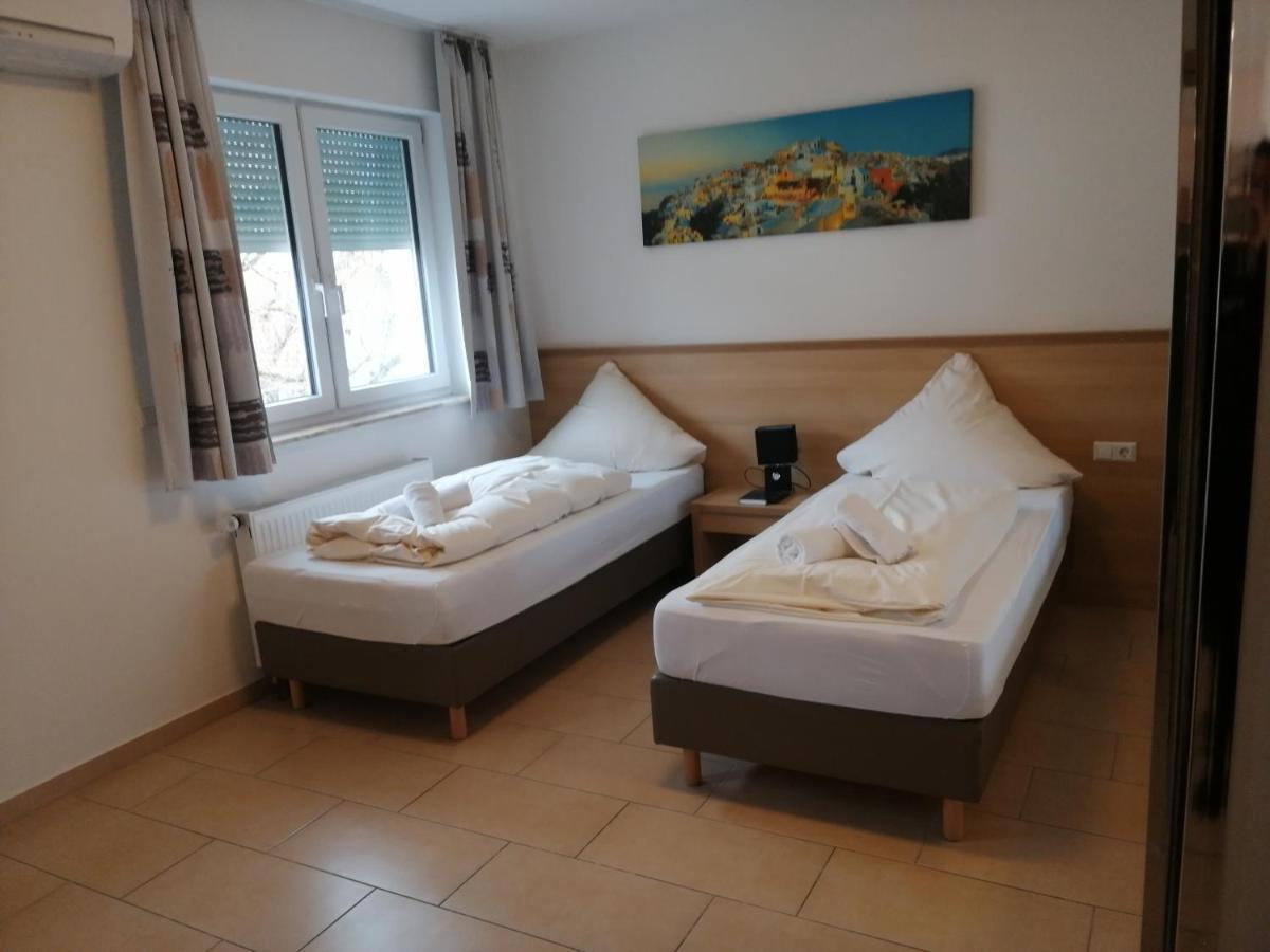 Hotel-Restaurant Zum Baeumle Süßen Екстериор снимка