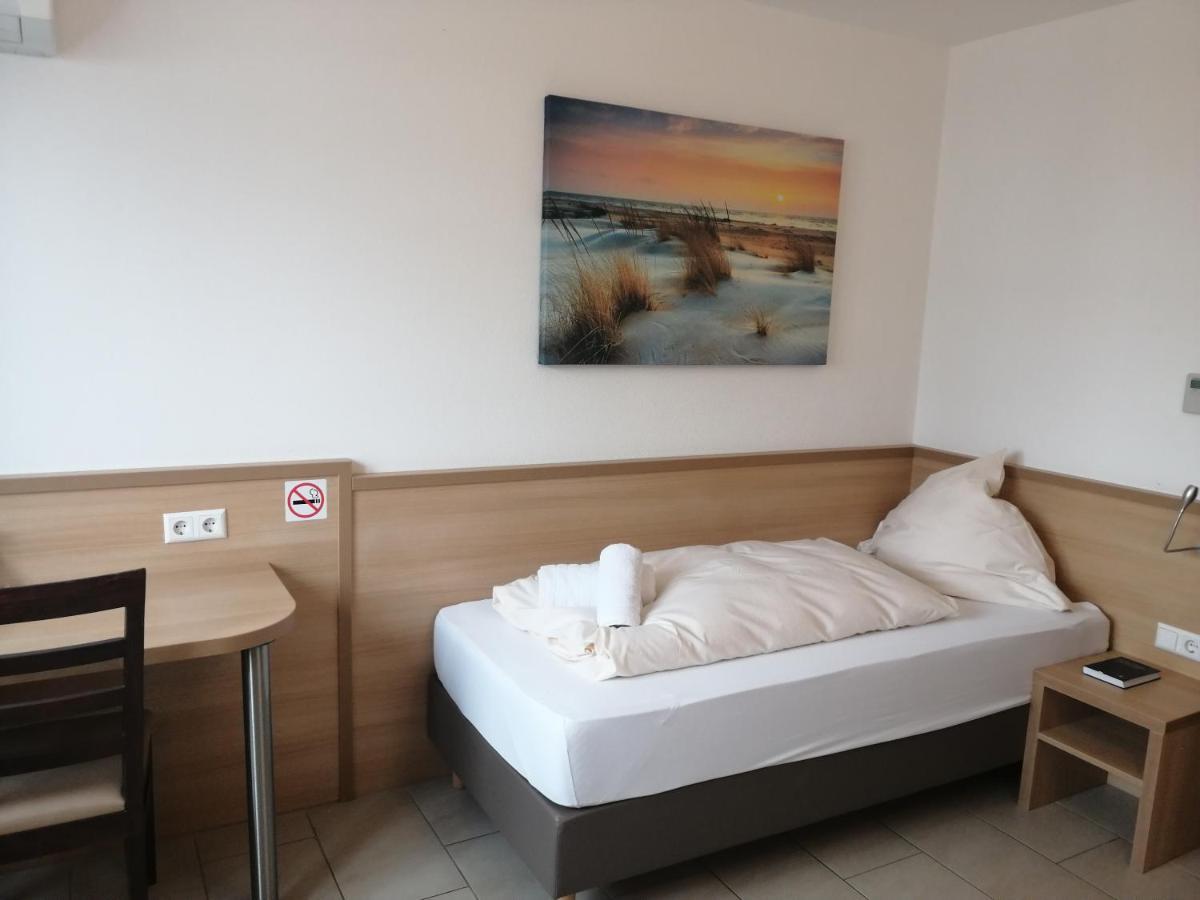 Hotel-Restaurant Zum Baeumle Süßen Екстериор снимка