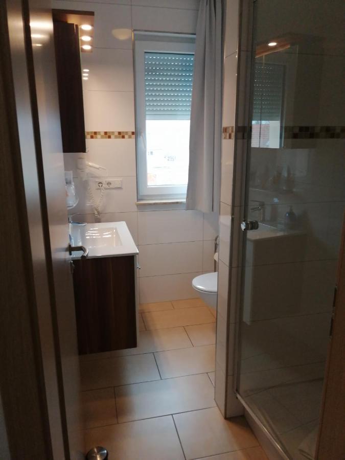 Hotel-Restaurant Zum Baeumle Süßen Екстериор снимка